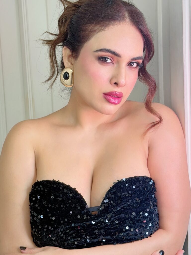 Neha Malik Biography In Hindi | नेहा मलिक की जीवनी 2 Neha Malik Biography